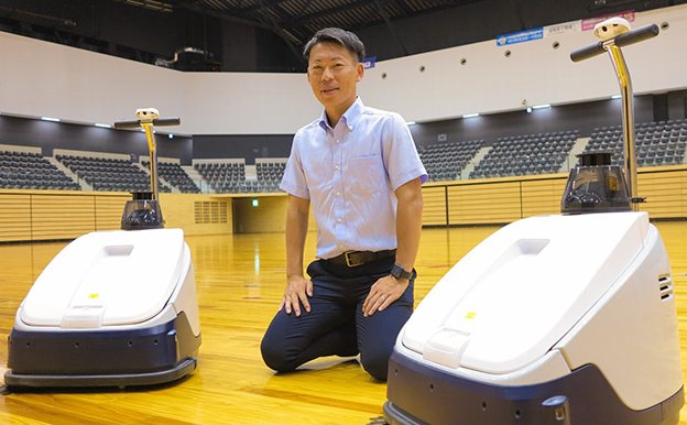 吸引力に優れた掃除ロボットが実現する 滋賀ダイハツアリーナのスマートメンテナンス事例